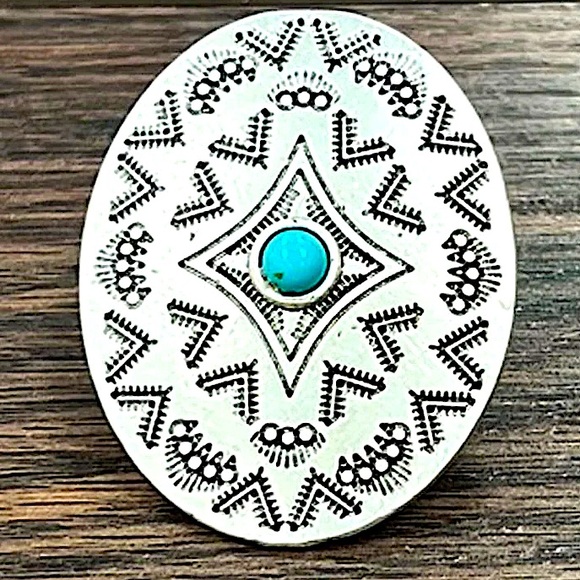 Boho Western Exaggerated Ring Boho Statement - Picture 3 of 5